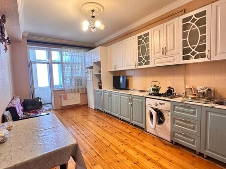 Elan №6239284 - Bakı, Yeni Yasamal q., 3 otaqlı, 96 m², 9/17 mərtəbə