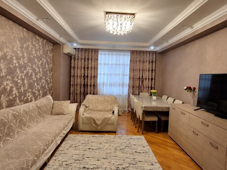 м. Ази Асланов