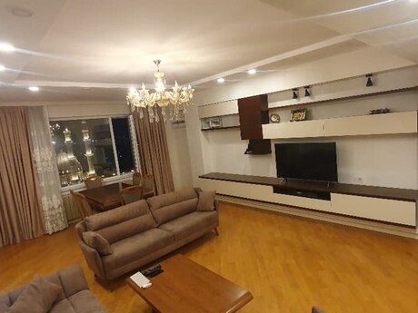 Объявление №6239801 - Баку, м. Насими, 4-комн., 170 м², 14/17 этаж