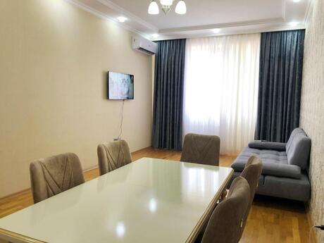 Elan №6239841 - Bakı, Qara Qarayev m., 3 otaqlı, 110 m², 15/17 mərtəbə