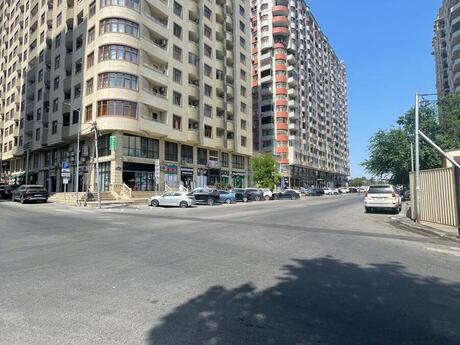 Obyekt - Nəsimi r. - 200 m²