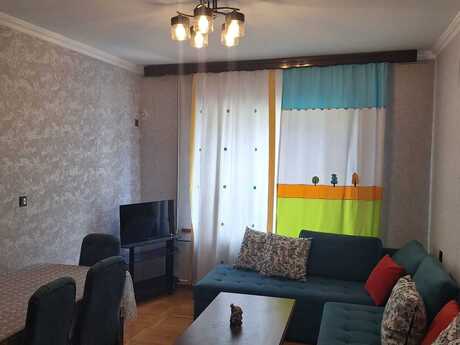 Elan №6240290 - Bakı, Şah İsmayıl Xətai m., 3 otaqlı, 85 m², 4/7 mərtəbə