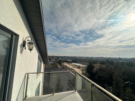 6 otaqlı həyət evi/bağ evi - Şağan q. - 375 m²
