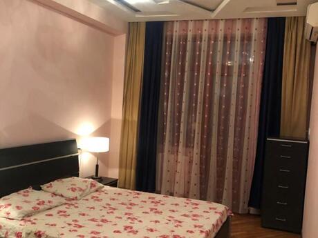 Elan №6240407 - Bakı, Nizami m., 3 otaqlı, 115 m², 10/16 mərtəbə
