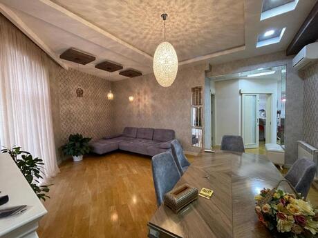 Elan №6240409 - Bakı, Şah İsmayıl Xətai m., 3 otaqlı, 105 m², 6/7 mərtəbə