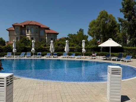 5 otaqlı həyət evi/bağ evi - Sea Breeze q. - 240 m²