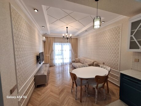 2 otaqlı mənzil, 56 m², 28 May: 215 000 ₼ 2