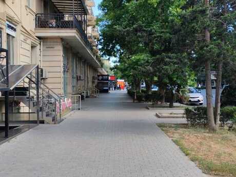 Объявление №6240693 - Баку, м. Элмляр Академиясы, 2-комн., 42 м², 4/5 этаж