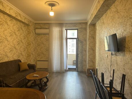 Elan №6240910 - Bakı, Gənclik m., 2 otaqlı, 61 m², 5/16 mərtəbə