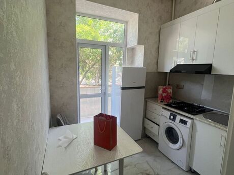 Elan №6240951 - Bakı, Nəriman Nərimanov m., 2 otaqlı, 50 m², 2/9 mərtəbə