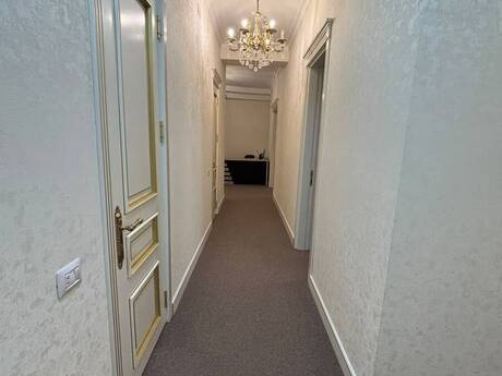 4 otaqlı mənzil, 189 m², Nərimanov: 495 000 ₼ 3