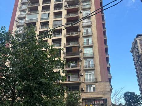 4 otaqlı mənzil, 189 m², Nərimanov: 495 000 ₼ 2