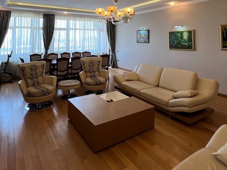 4 otaqlı mənzil, 193 m², Elmlər Akademiyası: 570 000 ₼ 4