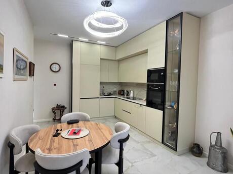 3-room apartment, 92 m², BCR Khatai: 460 000 ₼ 4