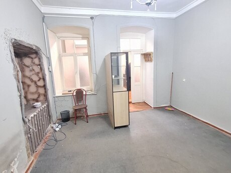 2 otaqlı mənzil, 38 m², 28 May: 124 999 ₼ 3