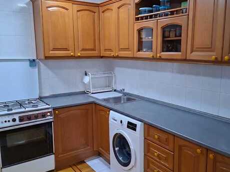 3 otaqlı köhnə tikili - Əhmədli m. - 80 m²