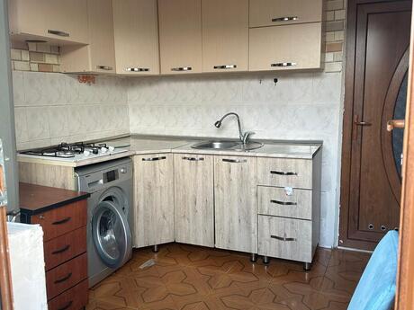 2 otaqlı köhnə tikili - Bakıxanov q. - 40 m²
