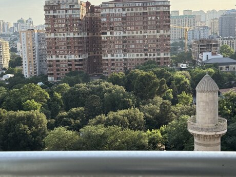 Elan №6241373 - Bakı, Nizami m., 3 otaqlı, 135 m², 12/16 mərtəbə