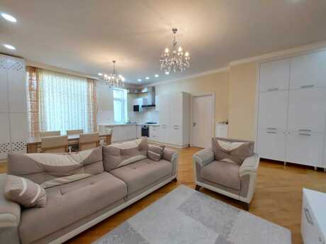 Elan №6241468 - Bakı, Elmlər Akademiyası m., 3 otaqlı, 120 m², 10/17 mərtəbə