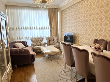 2 otaqlı yeni tikili - Avtovağzal m. - 70 m²