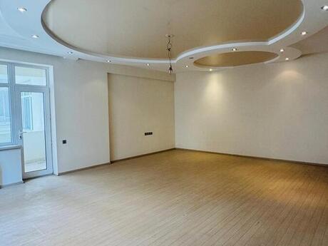 3 otaqlı mənzil, 195 m², Yasamal: 395 000 ₼ 2