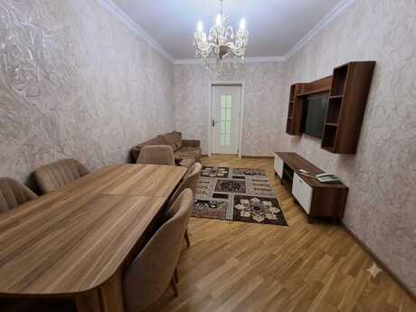 Elan №6241887 - Bakı, Neftçilər m., 3 otaqlı, 70 m², 4/5 mərtəbə