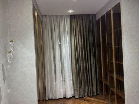 Kirayə 3 otaqlı mənzil, 130 m², İçəri Şəhər: 2 500 ₼/ay 4