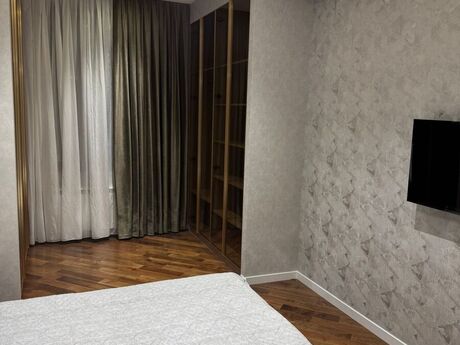 Kirayə 3 otaqlı mənzil, 130 m², İçəri Şəhər: 2 500 ₼/ay 3