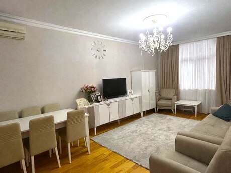 Elan №6241962 - Bakı, Xalqlar Dostluğu m., 2 otaqlı, 50 m², 4/5 mərtəbə
