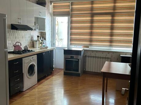 3-room new-build apartment for sale in Qara Qarayev, 102 m², 318 000 AZN, photo 2 / 12