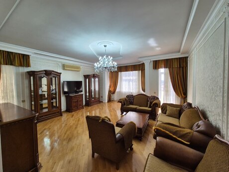 Объявление №6242009 - Баку, м. Ичеришехер, 5-комн., 340 м², 9/10 этаж