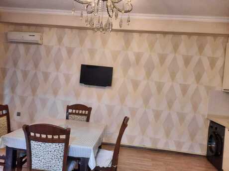 3 otaqlı mənzil, 80 m², 28 May: 280 000 ₼ 3