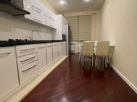 Elan №6242136 - Bakı, Şah İsmayıl Xətai m., 2 otaqlı, 100 m², 13/17 mərtəbə