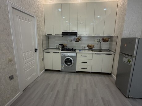 2 otaqlı yeni tikili - İnşaatçılar m. - 51 m²
