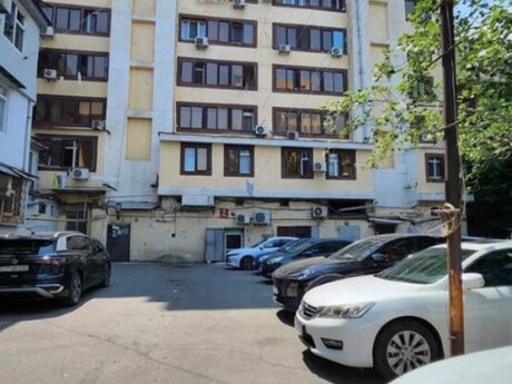 3-room apartment, 70 m², 8-ci mikrorayon: 240 000 ₼ 5