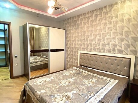 2-room apartment for rent, 90 m², Kosmos: 800 ₼/mo 2