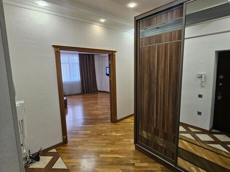 Elan №6242429 - Bakı, İnşaatçılar m., 2 otaqlı, 80 m², 9/17 mərtəbə