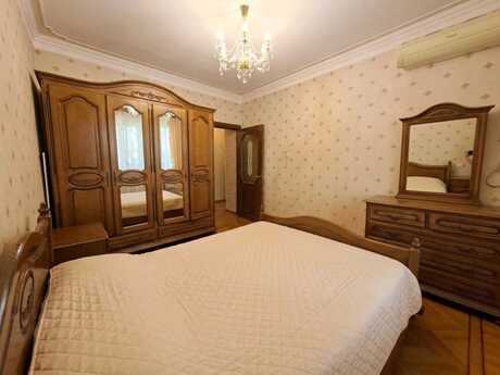 3 otaqlı mənzil, 80 m², Əhmədli: 215 000 ₼ 2