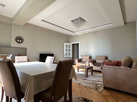 Elan №6243059 - Bakı, Şah İsmayıl Xətai m., 3 otaqlı, 120 m², 8/16 mərtəbə