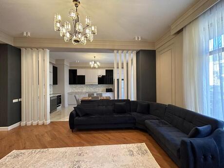 3-room apartment, 141 m², Ağ şəhər: 720 000 ₼ 2