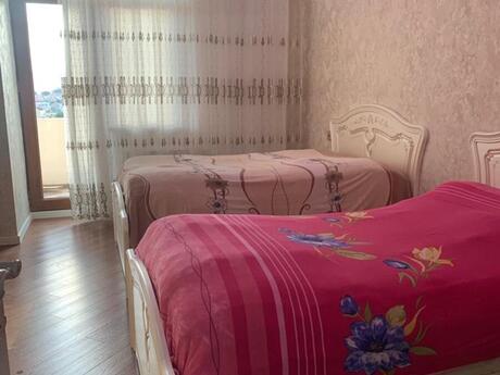 3 otaqlı mənzil, 147 m², 20 Yanvar: 355 000 ₼ 5