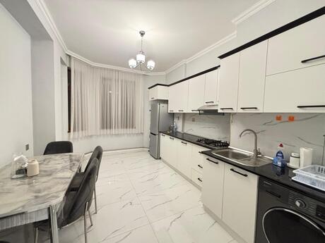 Elan №6243267 - Bakı, Şah İsmayıl Xətai m., 2 otaqlı, 70 m², 6/16 mərtəbə