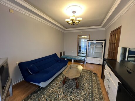 Elan №6243145 - Bakı, İçəri Şəhər m., 3 otaqlı, 70 m², 5/6 mərtəbə