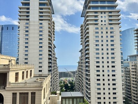 Объявление №6243201 - Баку, Сабаильский р., 4-комн., 220 м², 16/22 этаж