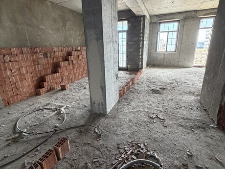 2-комнатная квартира, 76 м², Renessans Palace: 285 000 ₼ 2