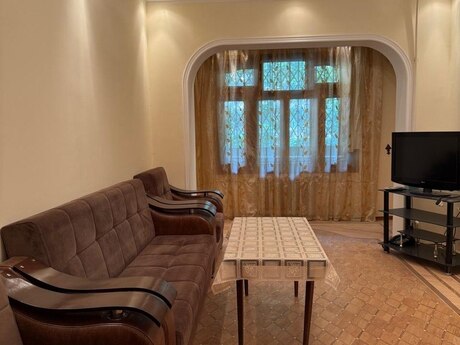 2 otaqlı köhnə tikili - Nərimanov r. - 65 m²