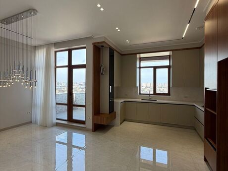 4 otaqlı mənzil, 216 m², Nəriman Nərimanov: 618 000 ₼ 2