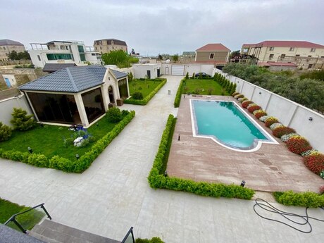 7 otaqlı həyət evi/bağ evi - Nardaran q. - 450 m²