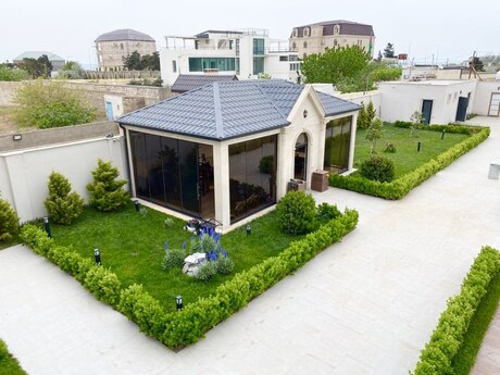 7 otaqlı həyət evi/bağ evi - Nardaran q. - 450 m²