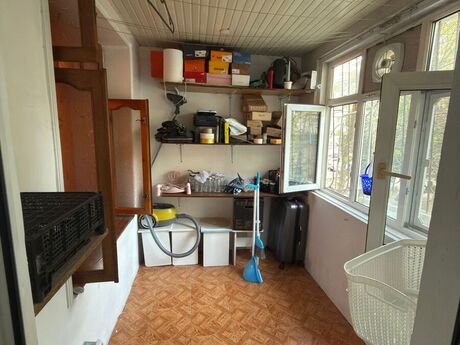 3 otaqlı köhnə tikili - Elmlər Akademiyası m. - 70 m²
